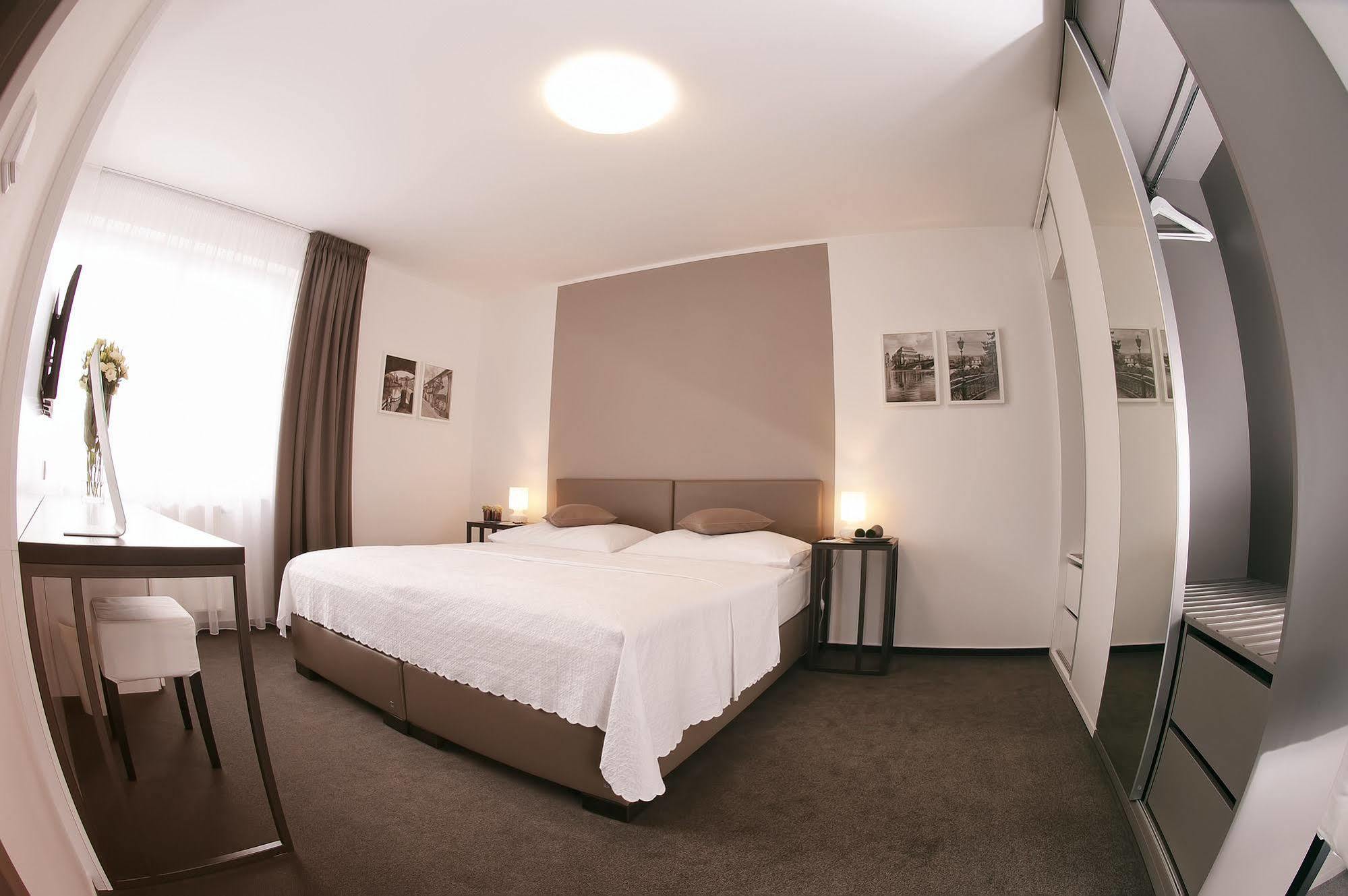 Guest house Na Vinici Prague