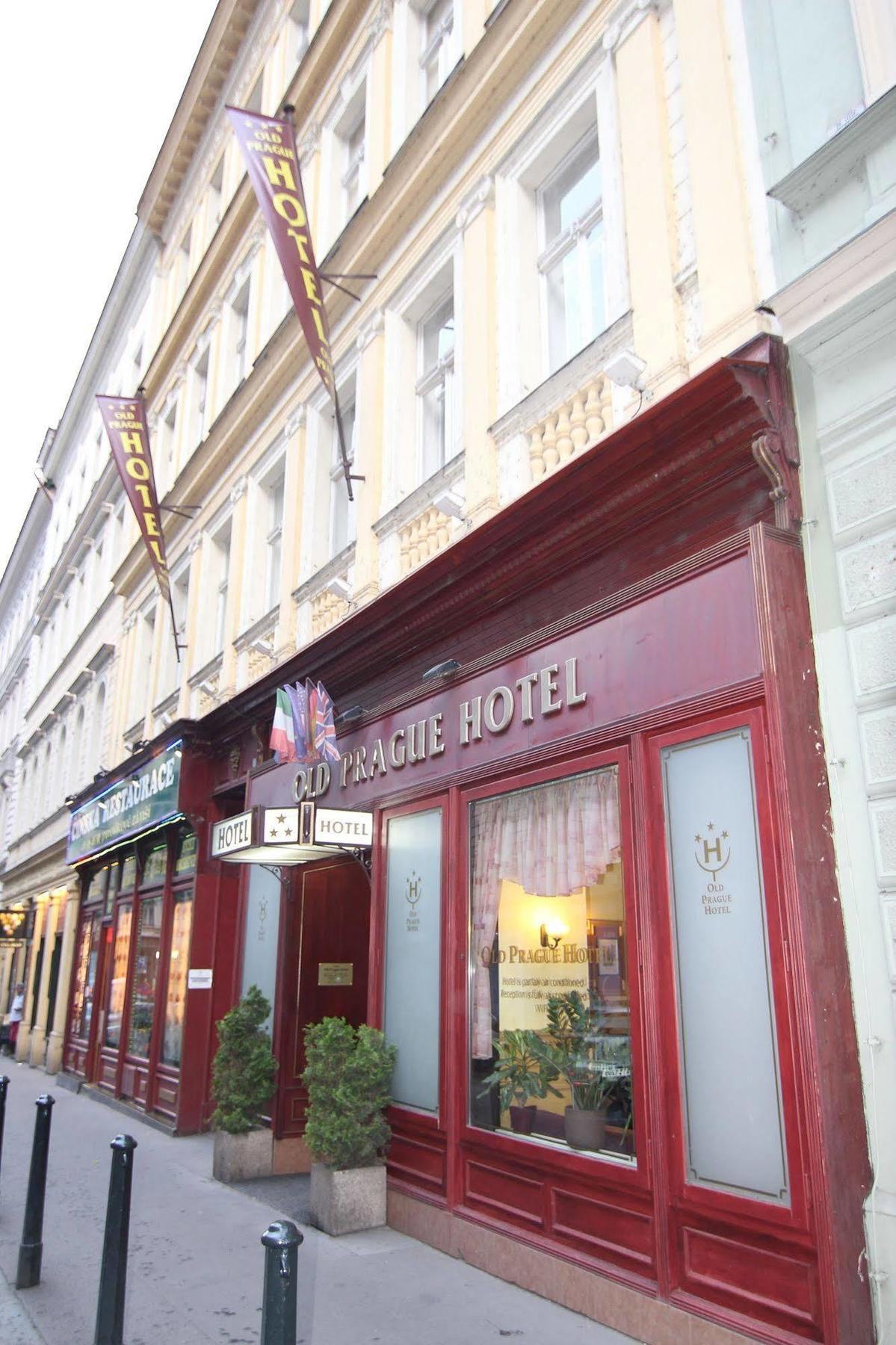 Old Hotel 3*