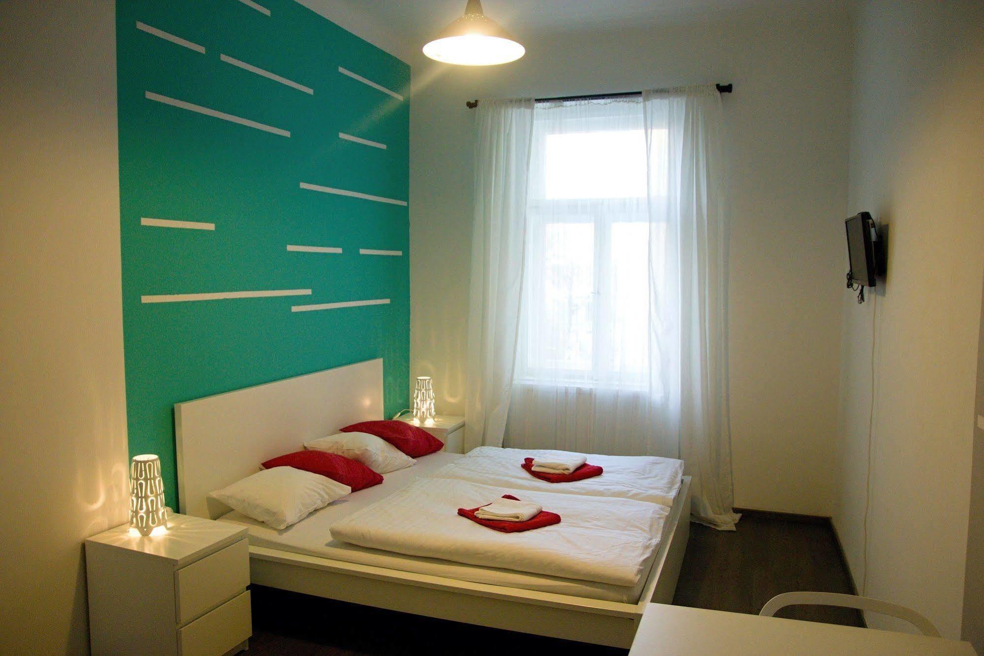 Hostel Budget