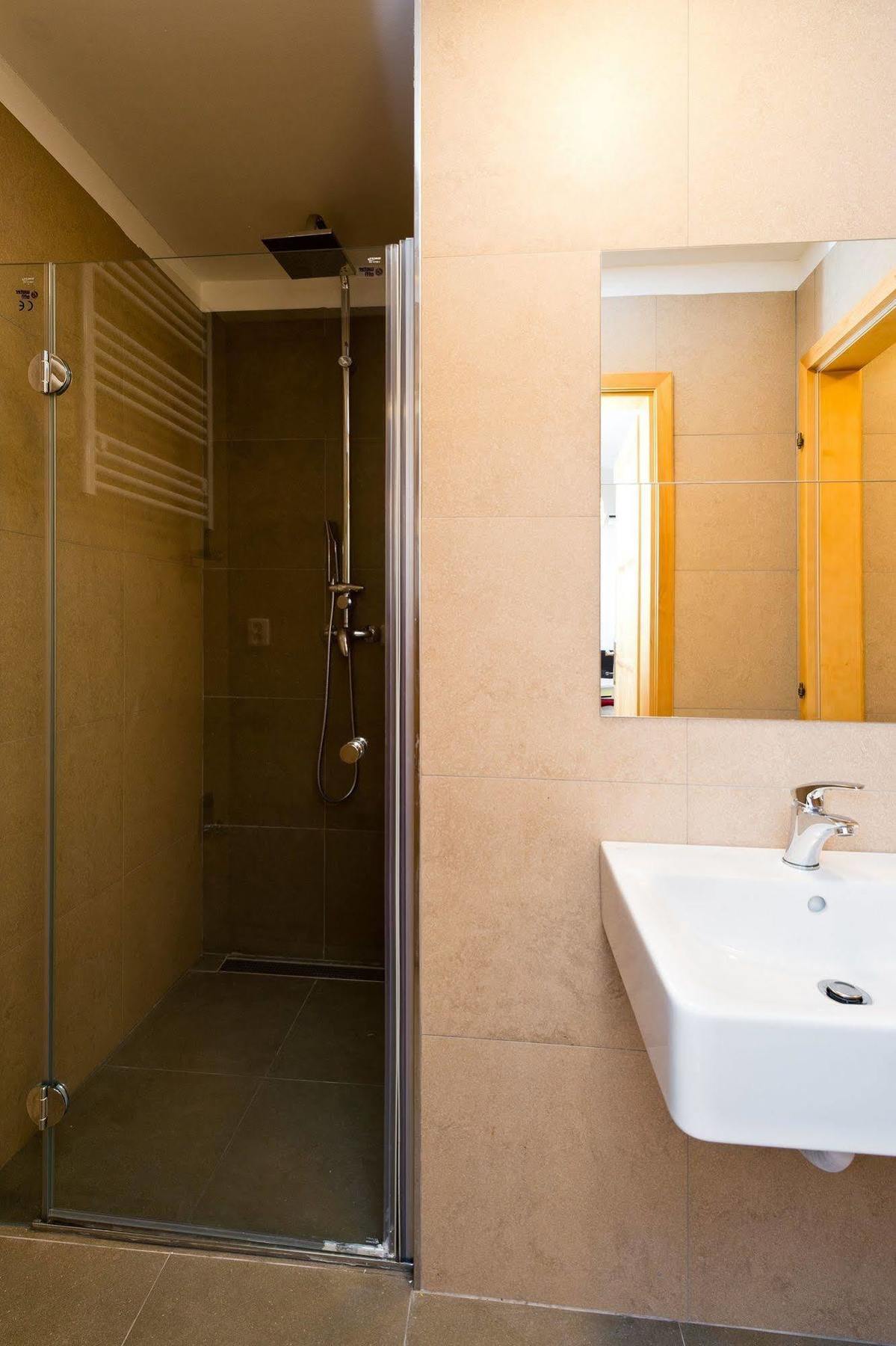 Hostel Budget