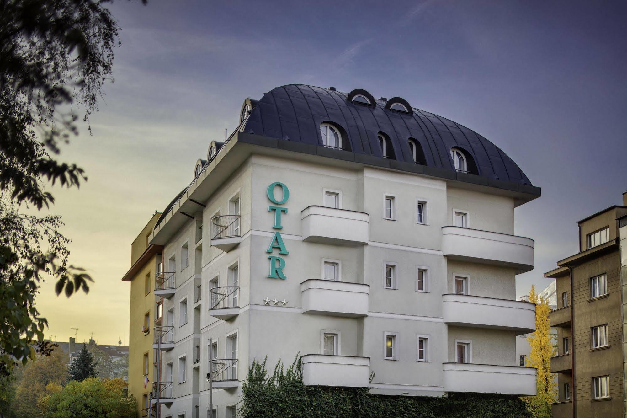 Otar Otel 3*