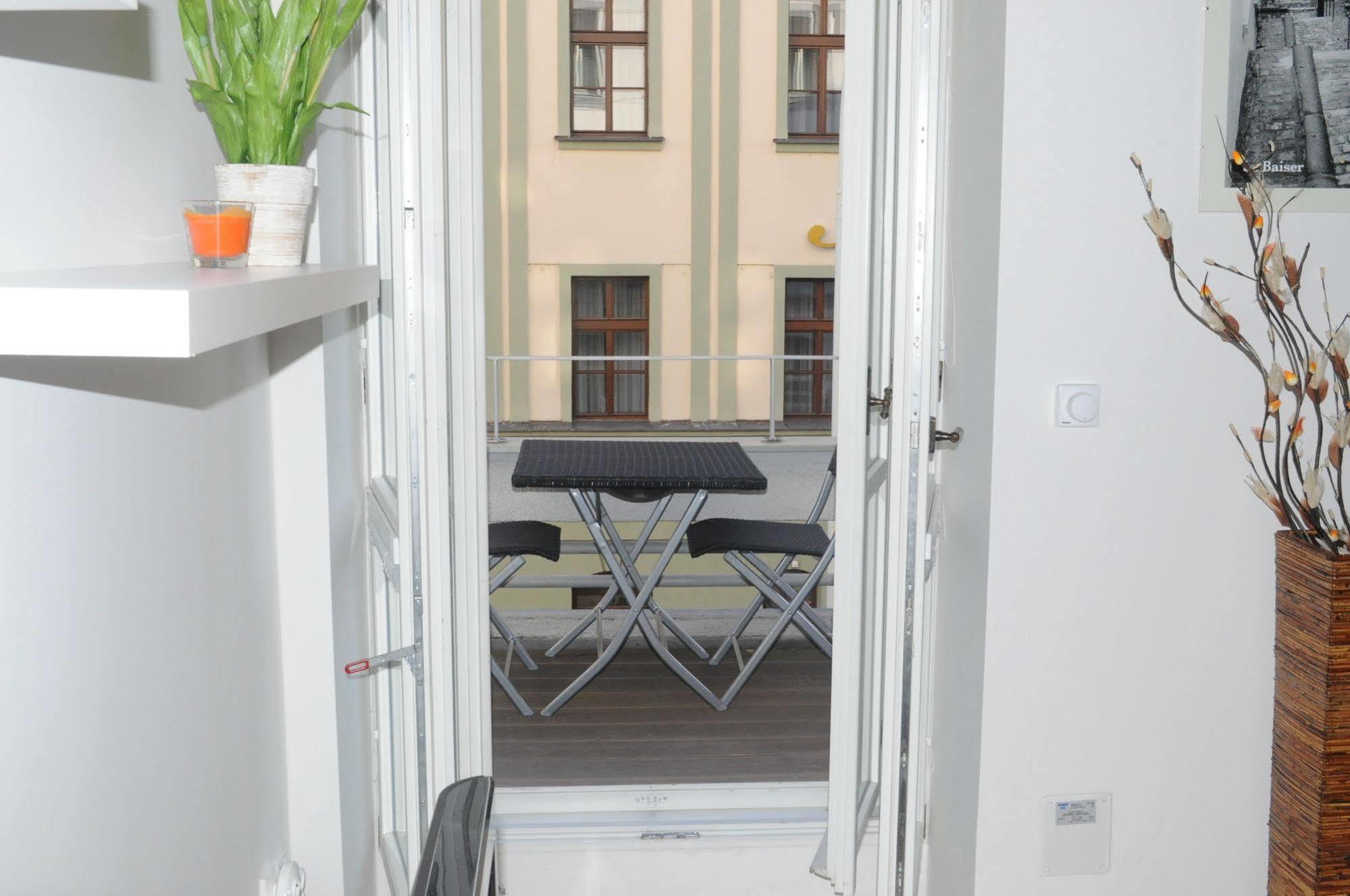 The Family's Nest Apartment *