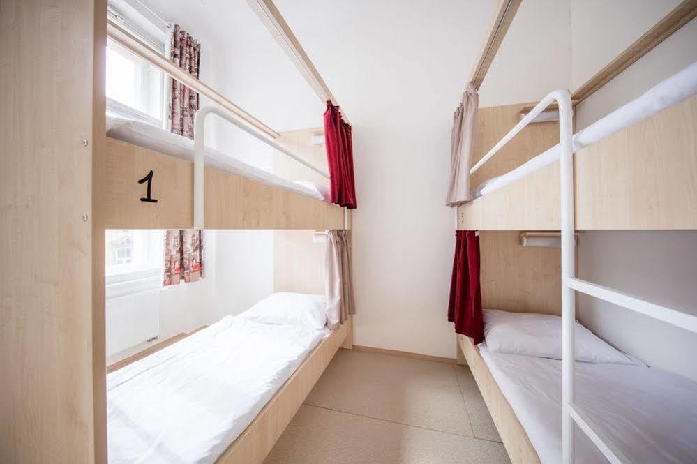 Post Albergue Praga