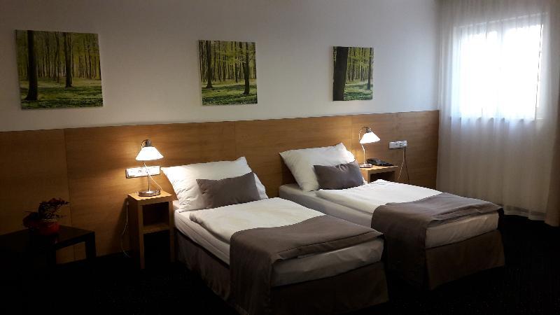 Clement 4* Prag