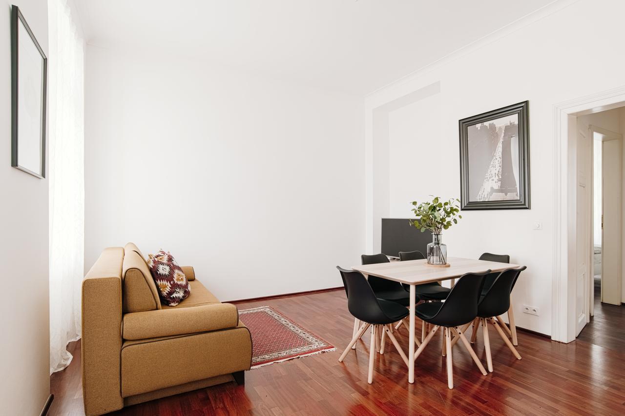 Gesse Kollarova Apartment *