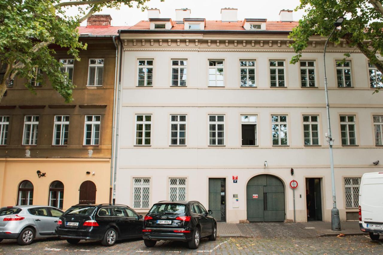 Gesse Kollarova * Prague