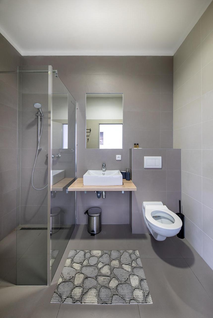 & Letov Hostel Prague