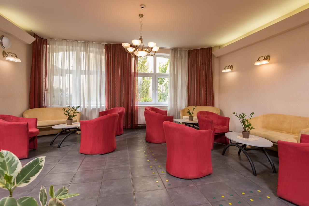 Hotel Ostruvek