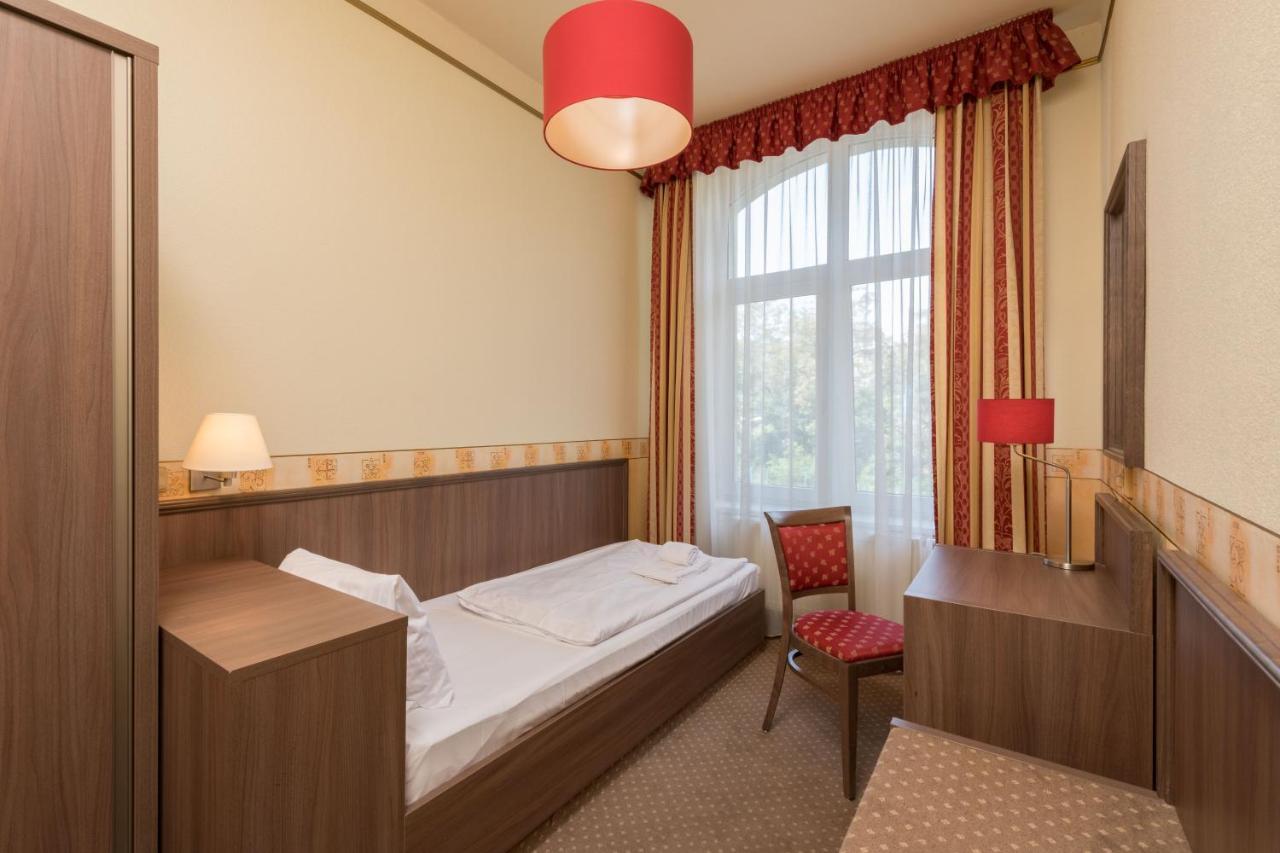 Ostruvek Hotel 3*