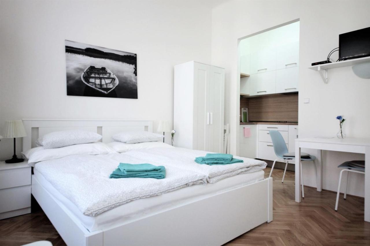 Castle Apart Otel 3*