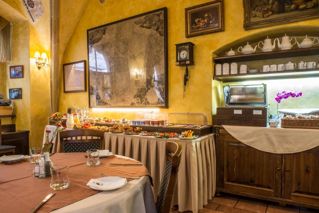 Cerny Slon 4* Prague