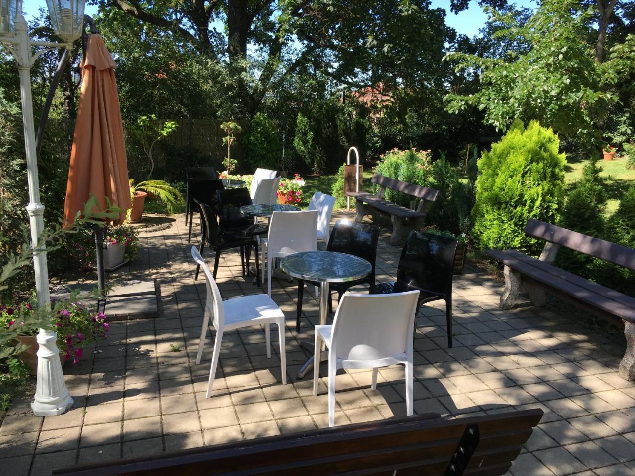 Guest house Jana - Domov Mladeze 2*
