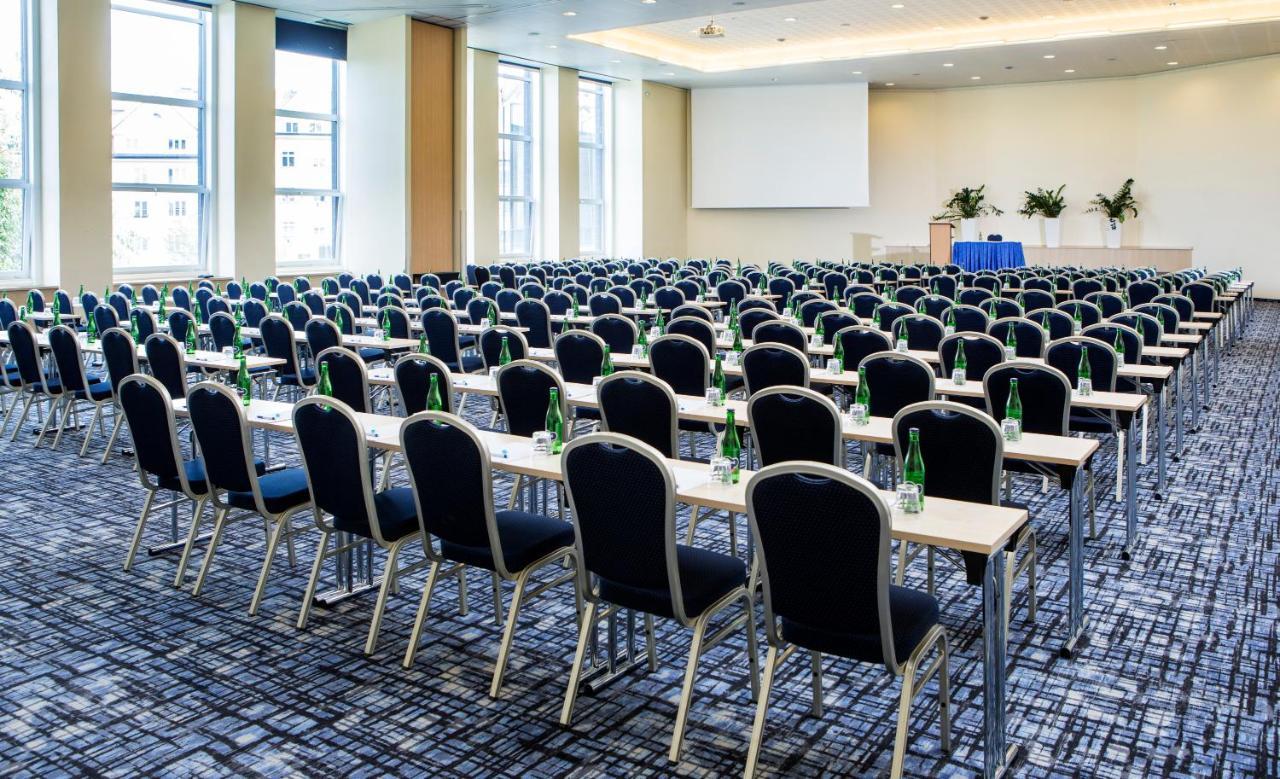 Orea Pyramida 4* Prague