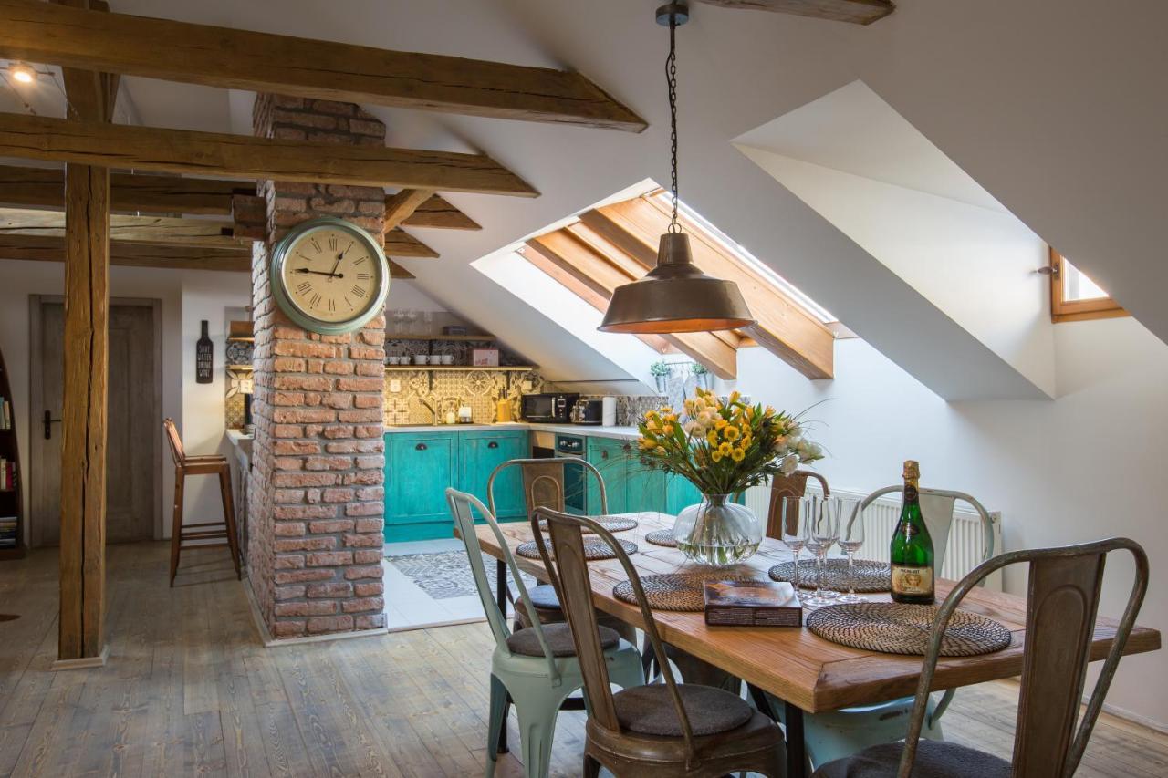 Gigantic Boho Chic 3 Bedroom 3 Bathroom Loft With Hanging Chair Appartement