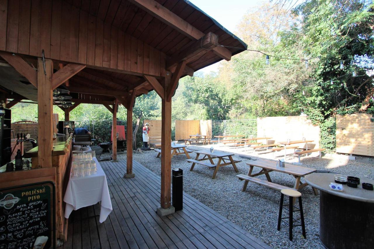 Auberge de jeunesse Marabou *