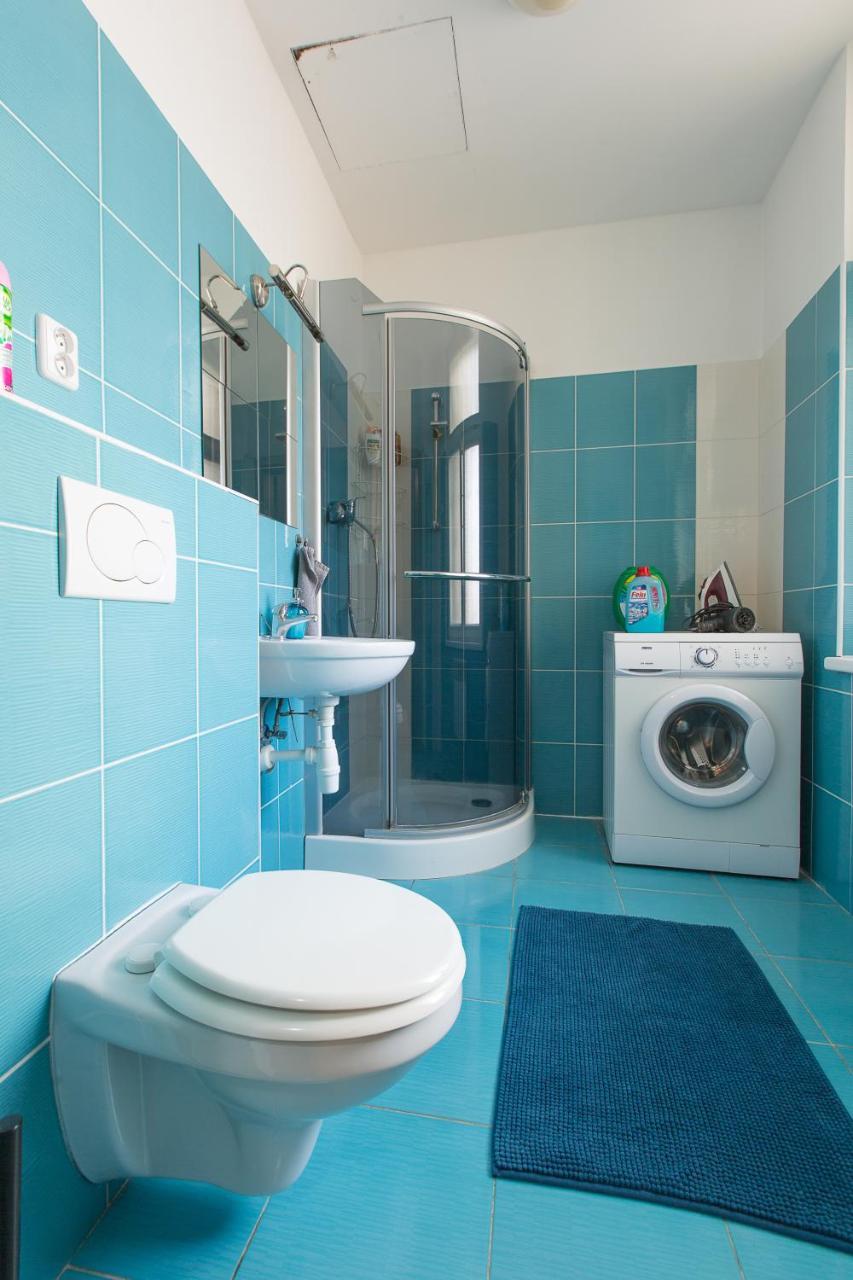 Apartment Premier Near The Museum Prague
