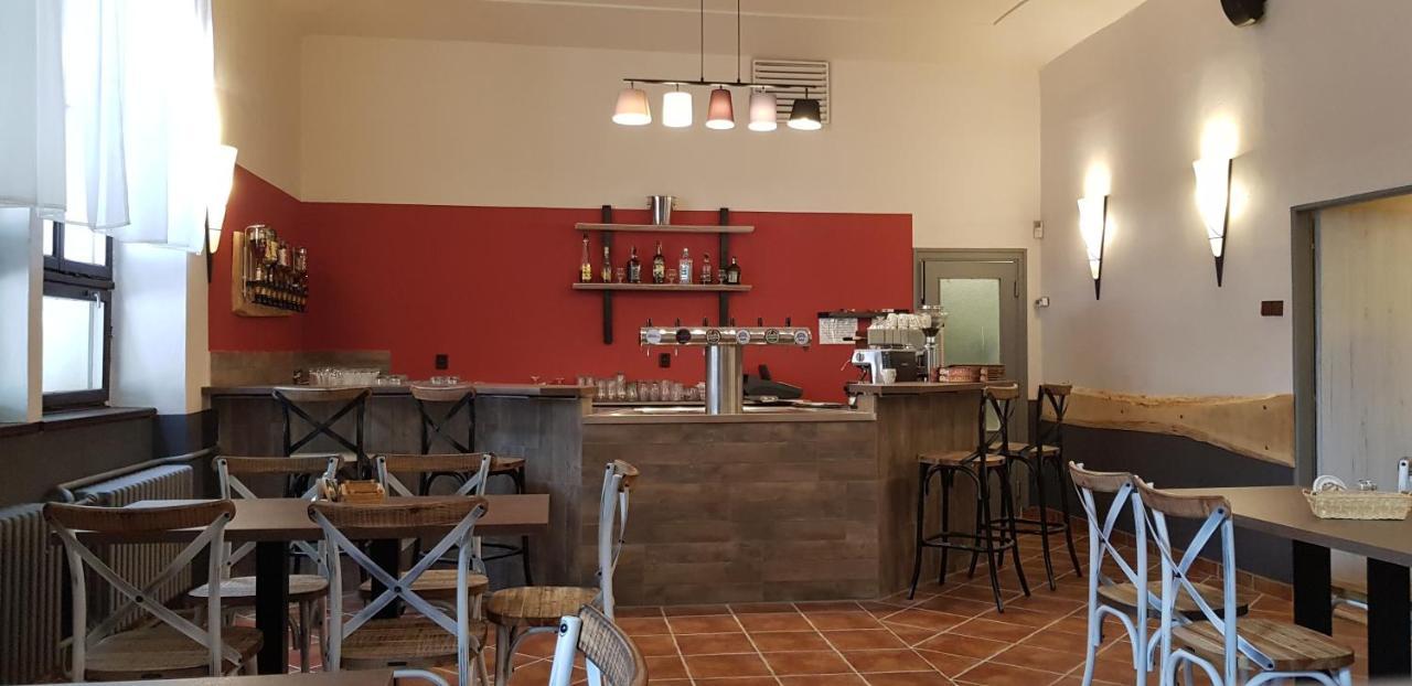 Han/Misafirhane & Restaurace Na Rychte Prag