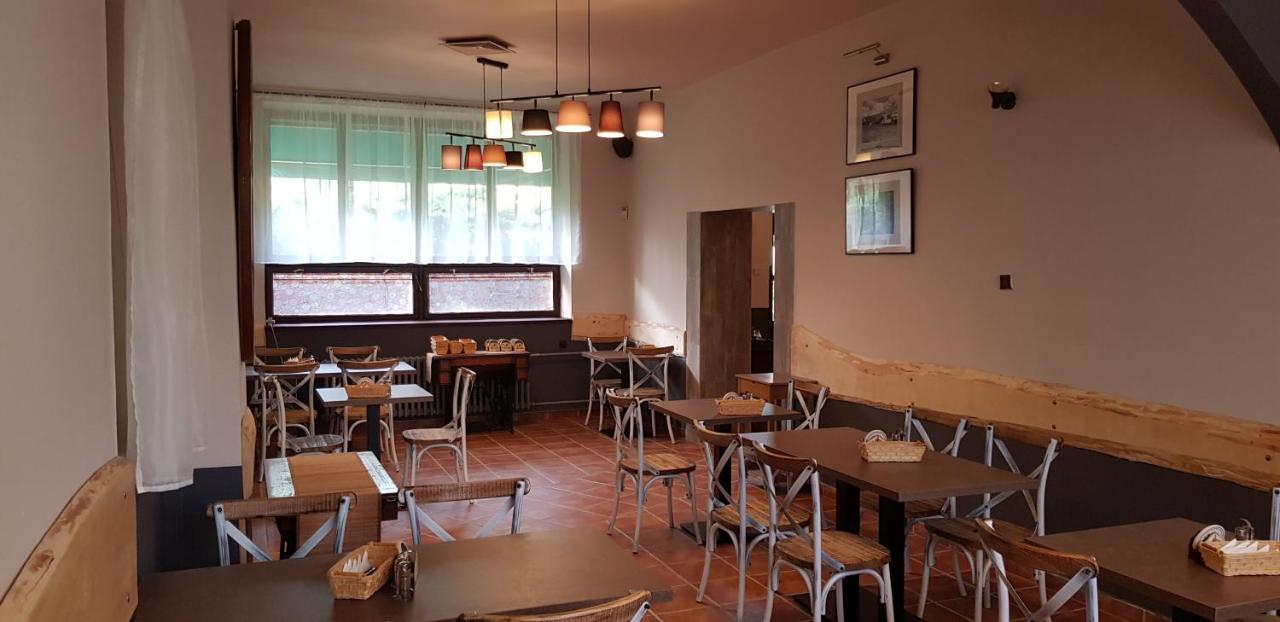 & Restaurace Na Rychte