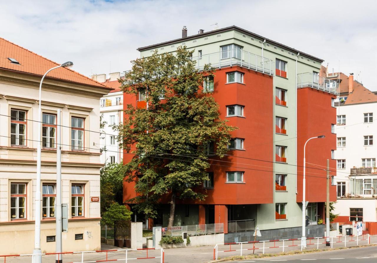 Paloucek 3* Prague