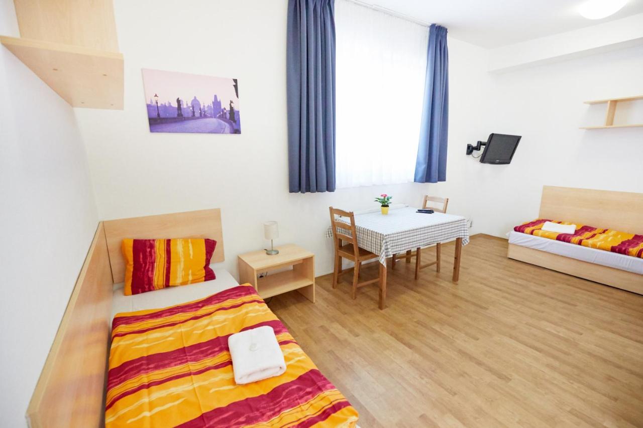 University Hotel Hotel