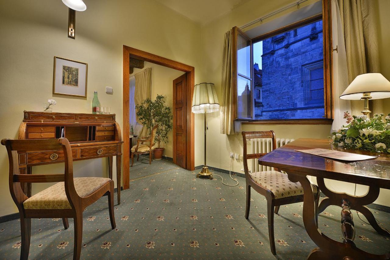 U 3 Pstrosu Hotel