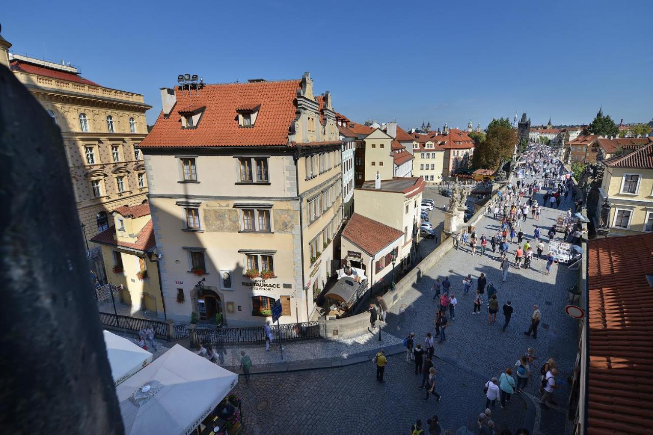 U 3 Pstrosu Hotel Prague