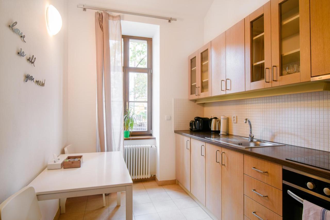 Apartment Ginosi Elema Apartel Prague
