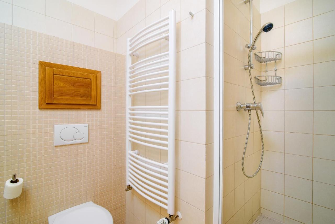 Ginosi Elema Apartel Apartment Prague
