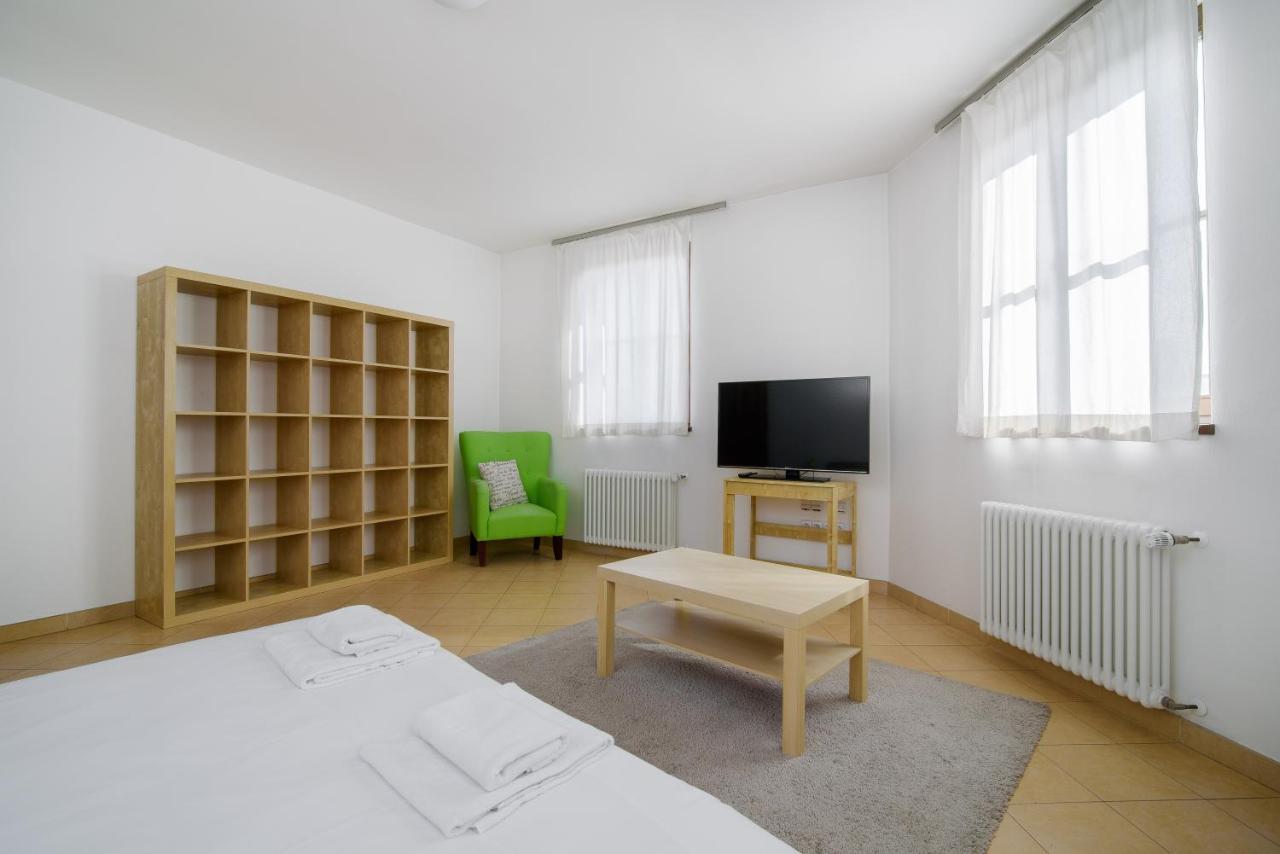 Ginosi Elema Apartel Apartment Prague