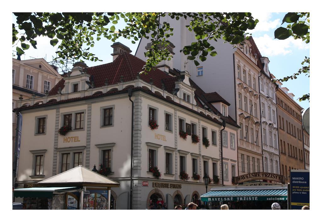 Golden Age Otel