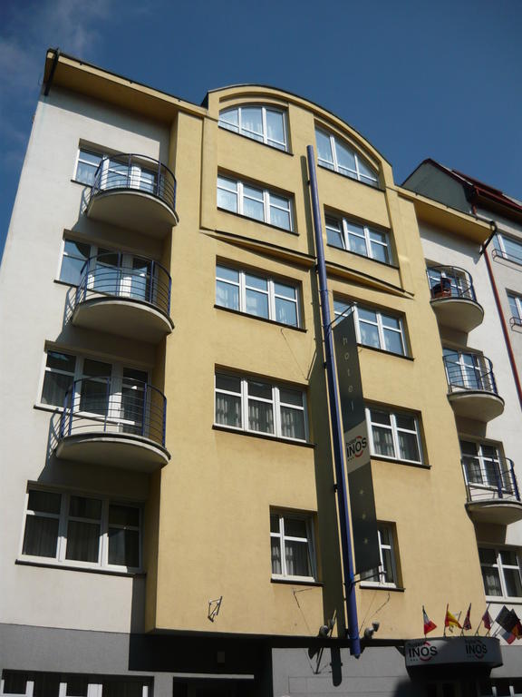 Otel Inos 3*