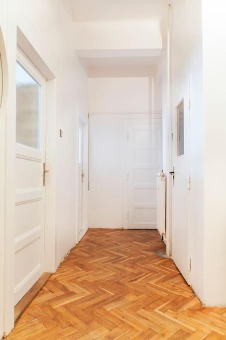 Opletalova Apt Prague