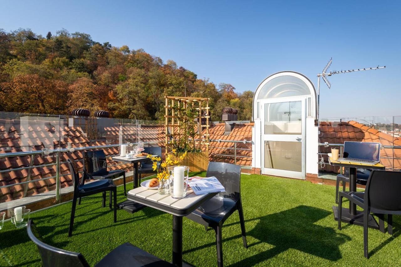 Empirent Petrin Park 4*