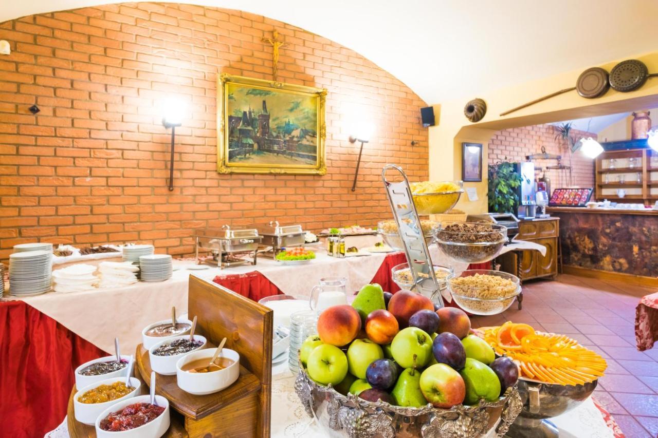 La Fenice Hotel