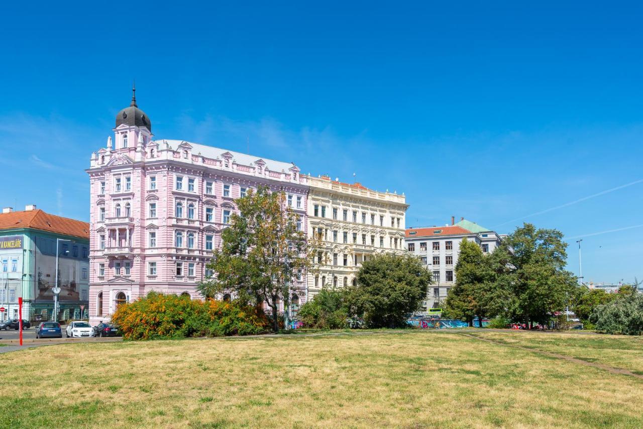 Tesnov Grande Apartamento *