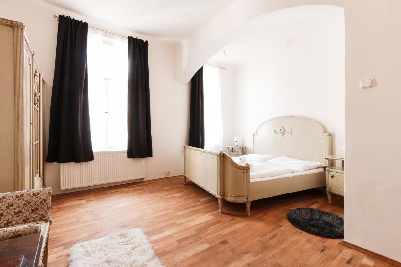 Apartment Days - Stylish New Town Prague