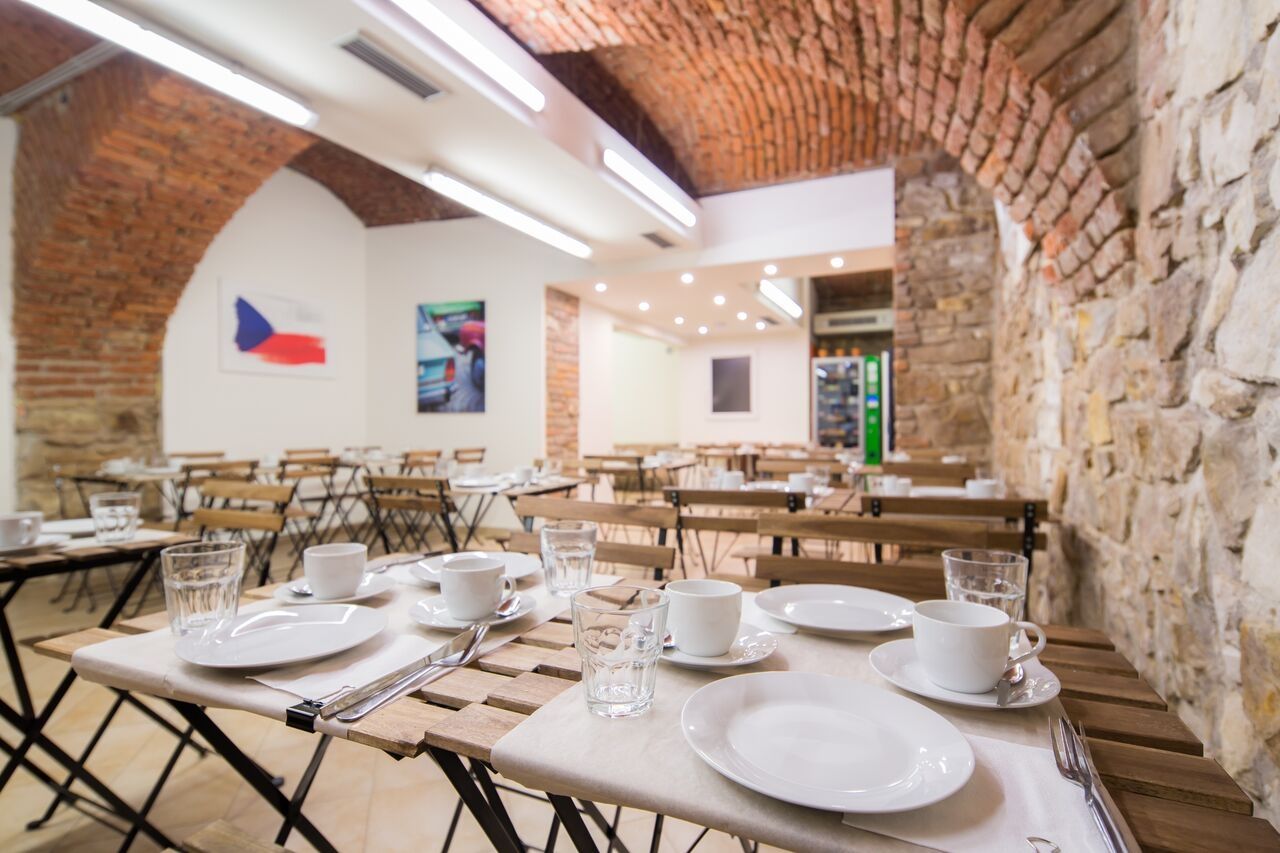 Le Petit Hotel