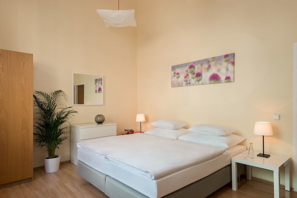 Aparthotel Old Town 3*