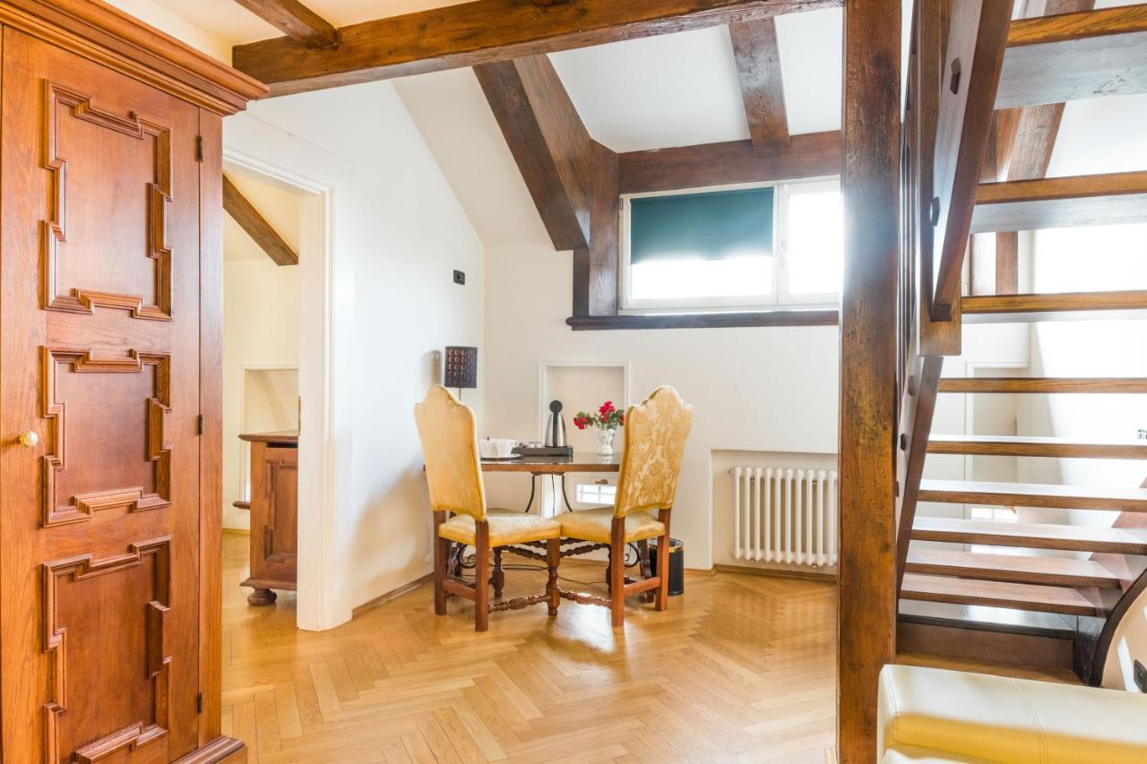 Charles Bridge Palace Hotel 4*