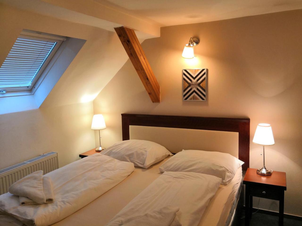 Elen's Arlington 3*