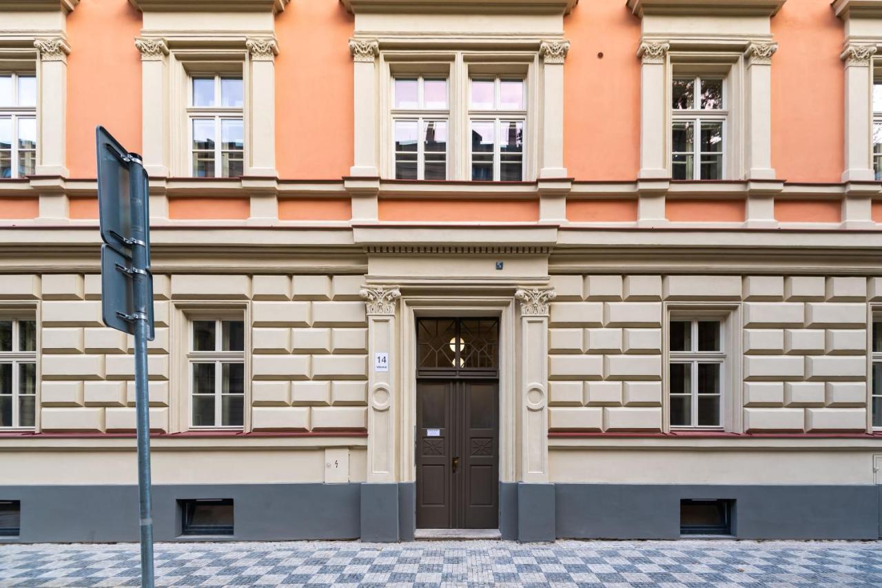 Seven Wishes Boutique By Dwellfort Prague