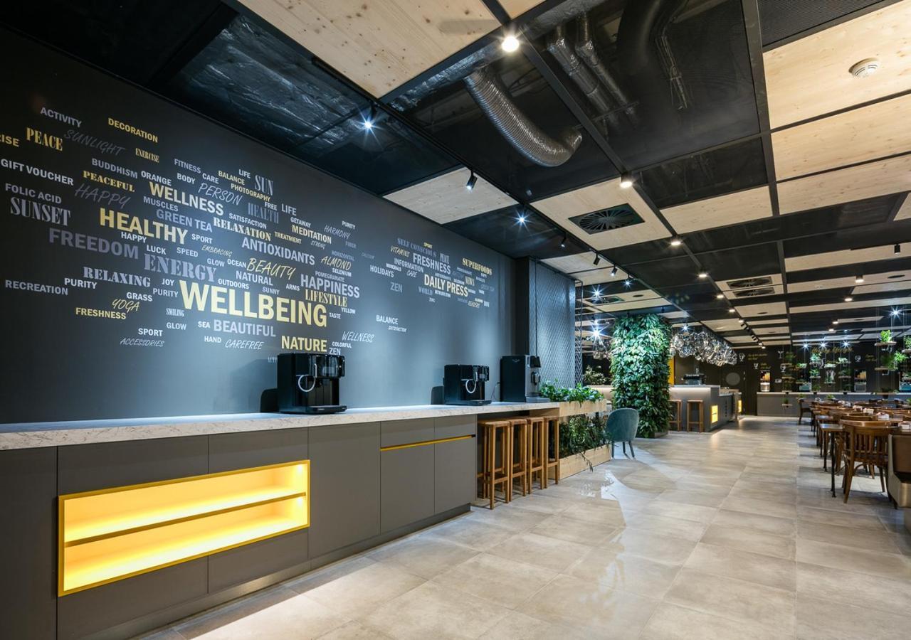 Hotel Ibis Wenceslas Square 3*