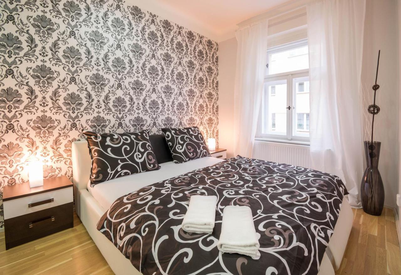 Chest Design Appartement Prague