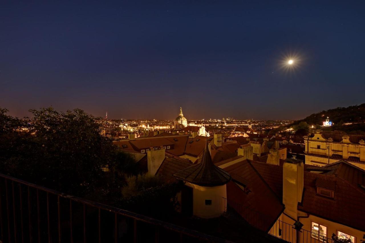 Royal View