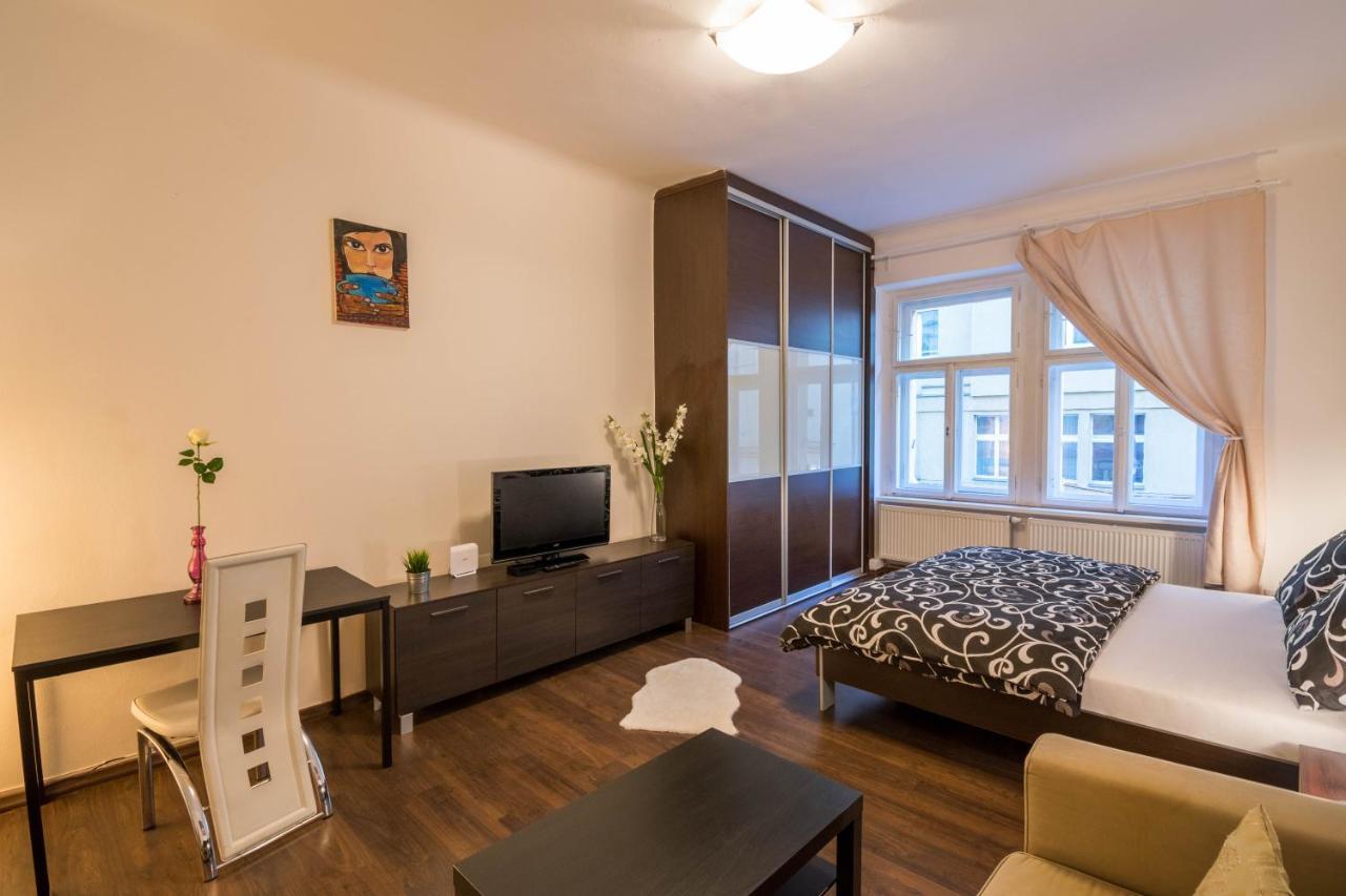 Apartment Chest Design Prague