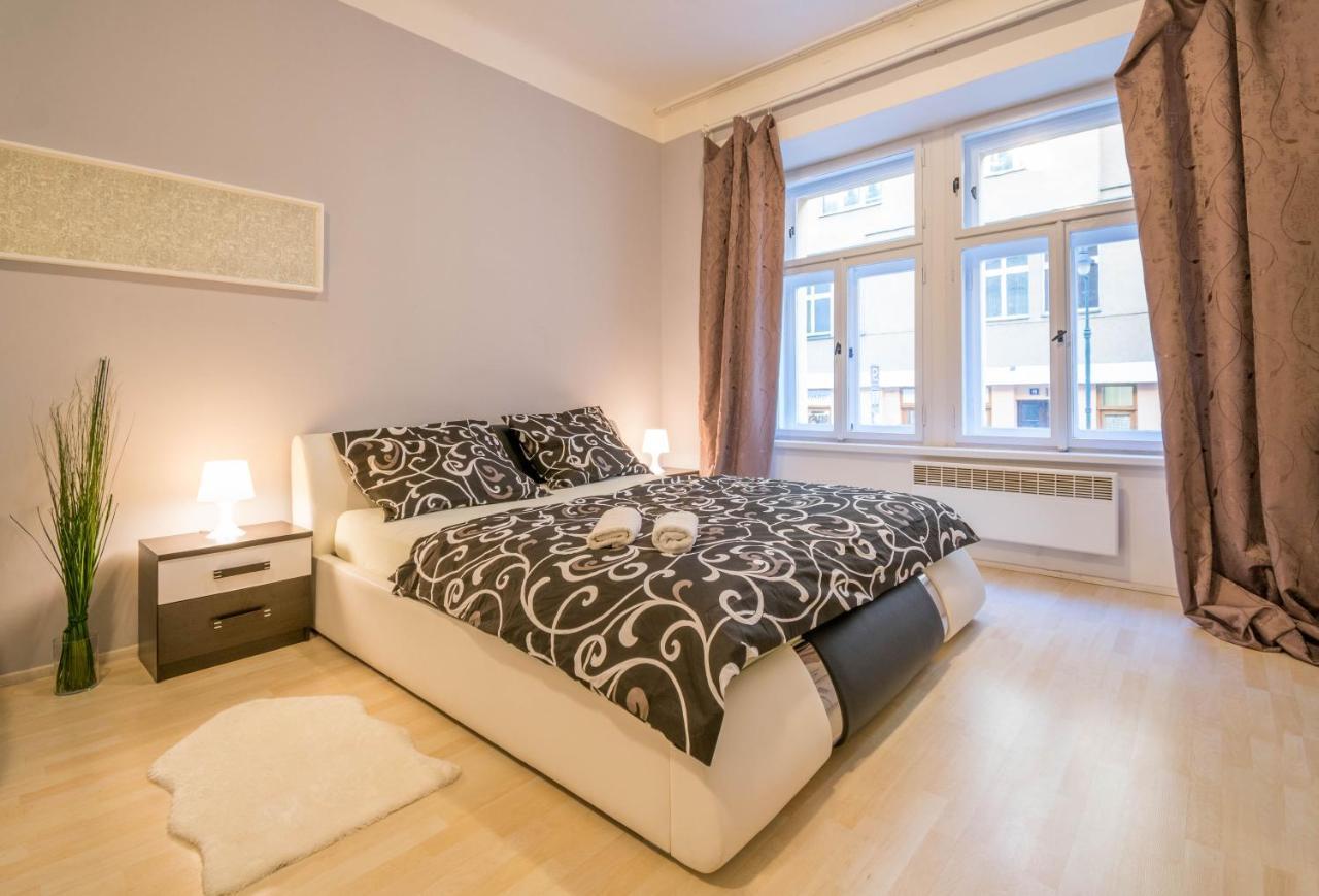 Chest Design Apartment Prague