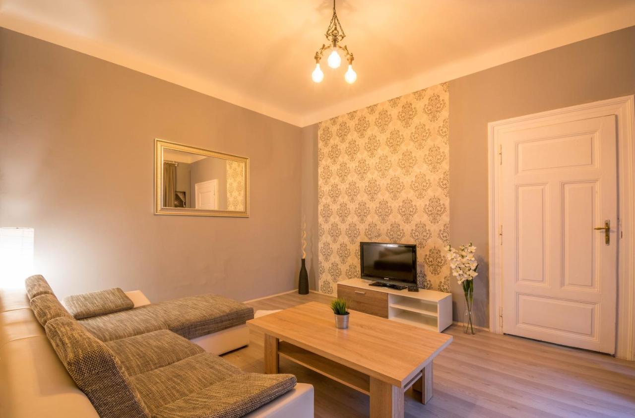 Chest Design Apartment *