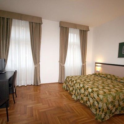 Hotel 1 4*