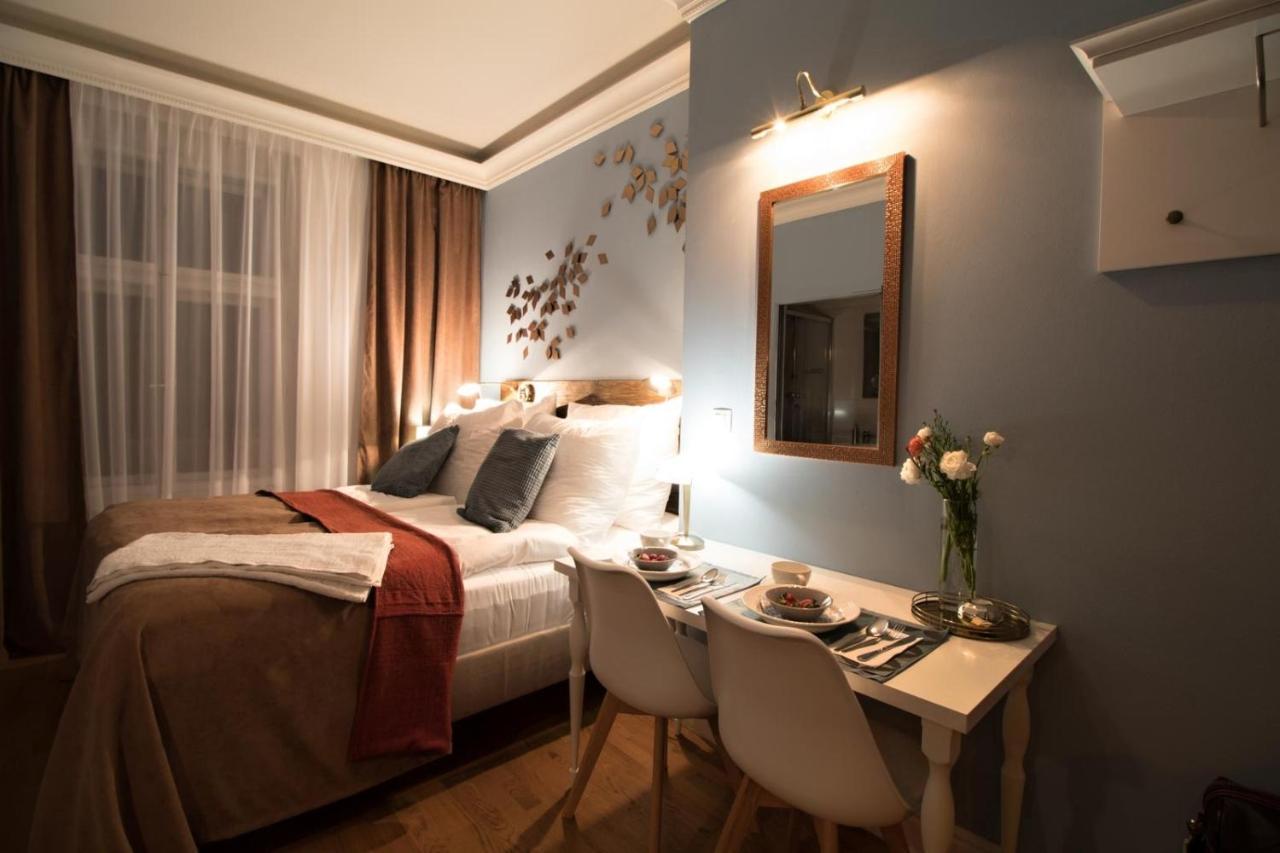 Vaclavska Apartment