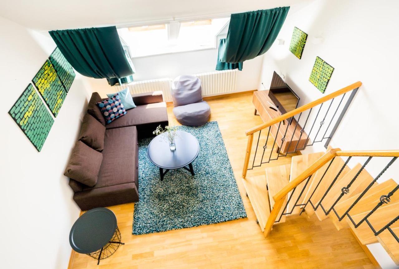 Alone 5br+3bath Penthouse In Center Of * Prague